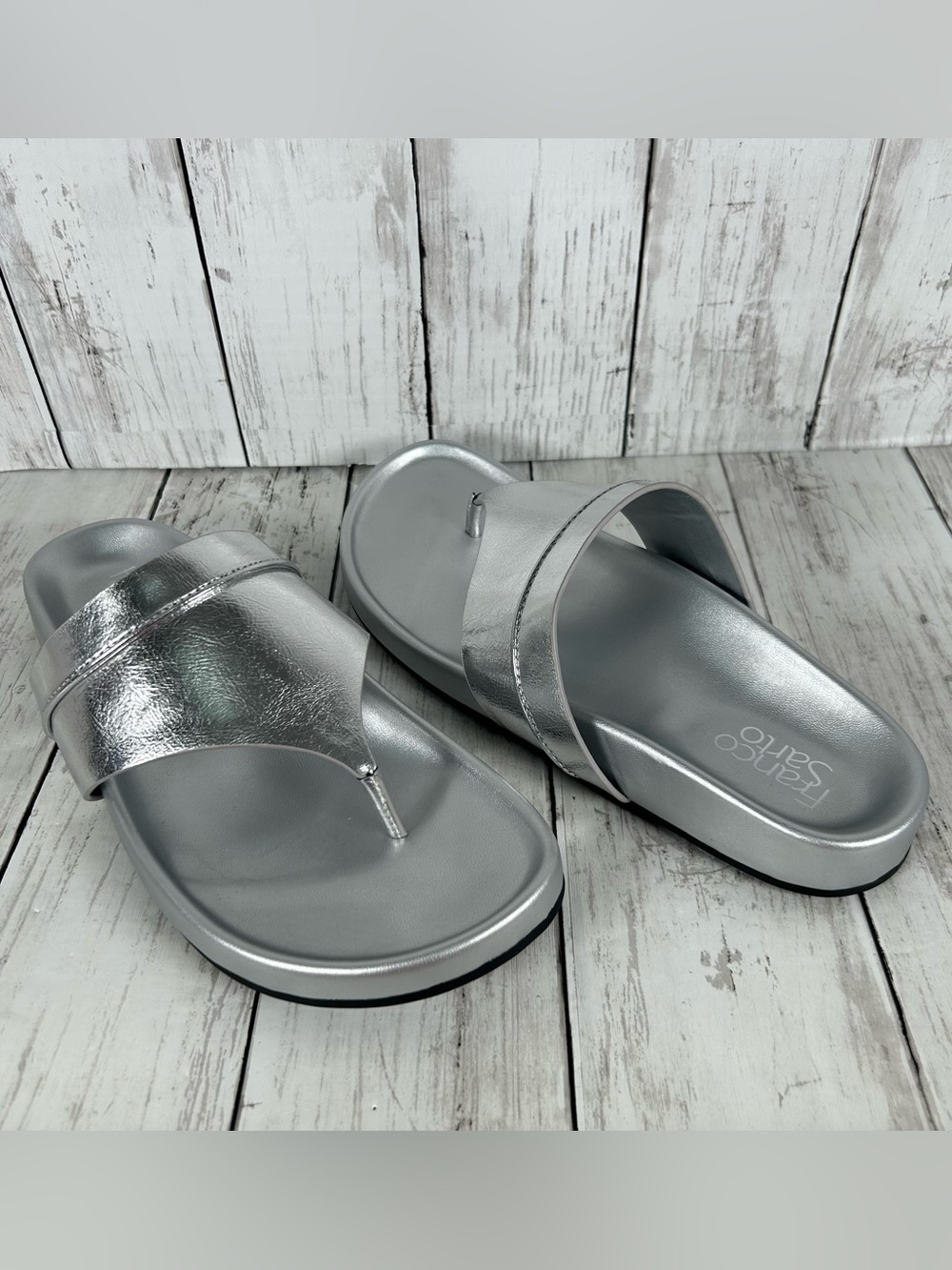 Franco Sarto Brooks Silver Metallic Flexible Comfort Sandal 8 NIB - Picture 2 of 5